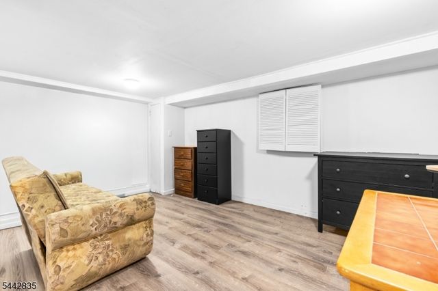 271 Outwater Ln, Saddle Brook Twp., NJ 07663