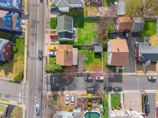 271 Outwater Ln, Saddle Brook Twp., NJ 07663