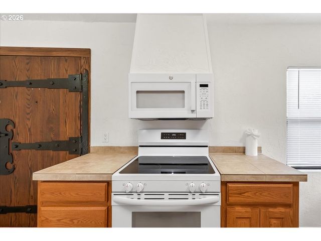 116 Ne 66TH Ave, Portland, OR 97035