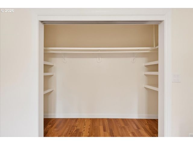 116 Ne 66TH Ave, Portland, OR 97035