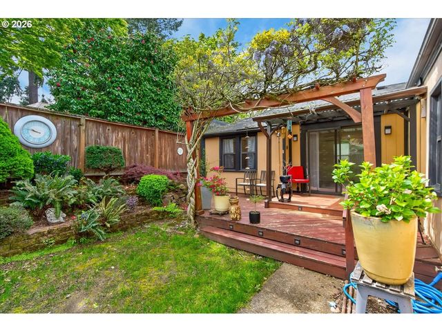 116 Ne 66TH Ave, Portland, OR 97035