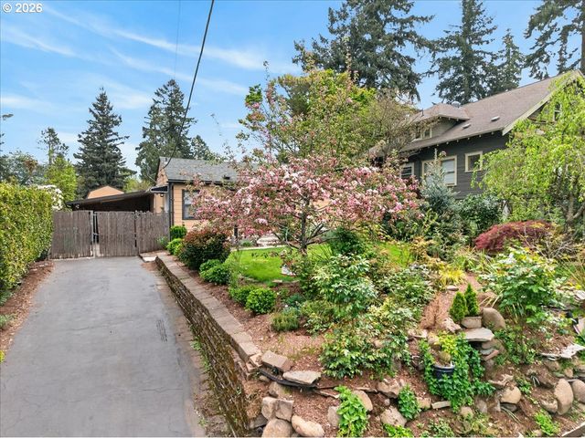 116 Ne 66TH Ave, Portland, OR 97035