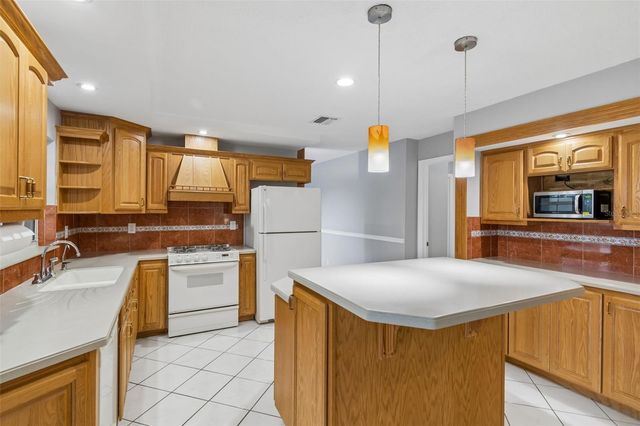 9035 SHARON DRIVE, New Port Richey, FL 34654