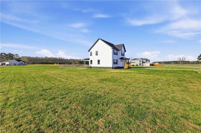 100 Bailey Farm RD, Shawboro, NC 27973