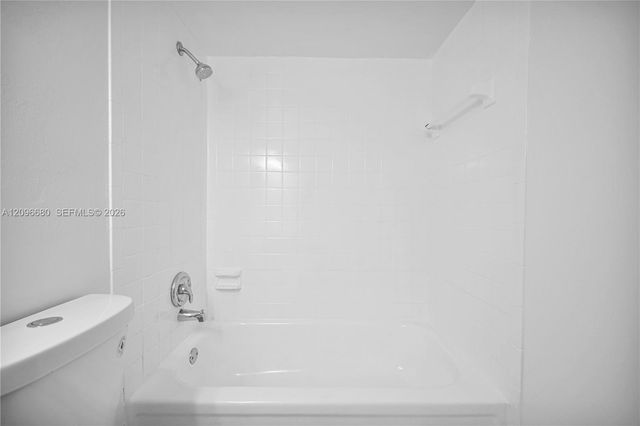 7550 Stirling Road V205, Davie, FL 33024