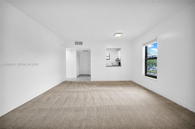 7550 Stirling Road V205, Davie, FL 33024