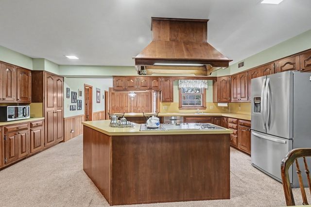 735 Courtwright Boulevard, Mansfield, OH 44907