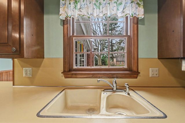 735 Courtwright Boulevard, Mansfield, OH 44907