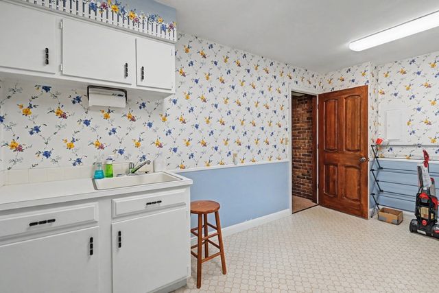 735 Courtwright Boulevard, Mansfield, OH 44907