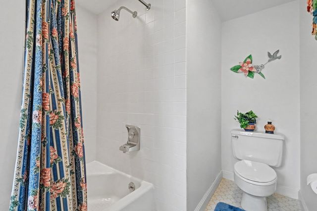 735 Courtwright Boulevard, Mansfield, OH 44907