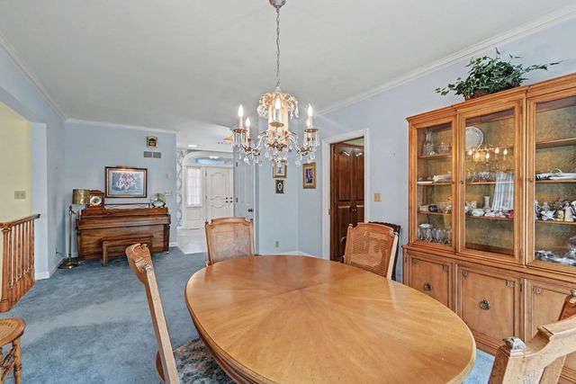 735 Courtwright Boulevard, Mansfield, OH 44907