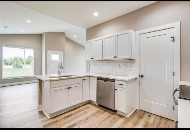 5501-5503 N Sandkey Ct, Wichita, KS 67204