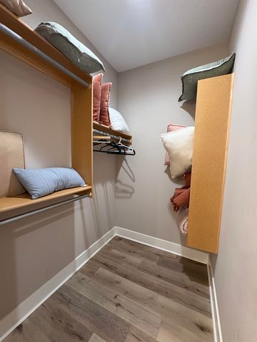 5501 N Sandkey Ct # 5503, Wichita, KS 67204