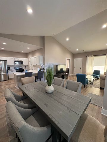 5501 N Sandkey Ct # 5503, Wichita, KS 67204