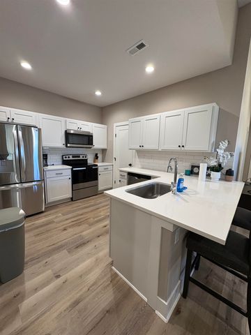 5501 N Sandkey Ct # 5503, Wichita, KS 67204