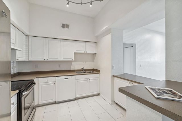 501 S MOODY AVENUE 1112, Tampa, FL 33609