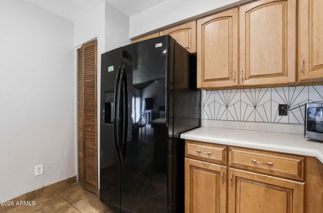 4503 W CONTINENTAL Drive, Glendale, AZ 85308