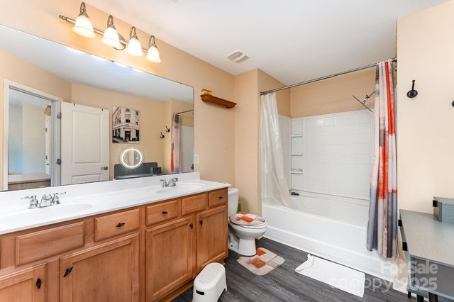 14139 Winford Lane, Charlotte, NC 28262