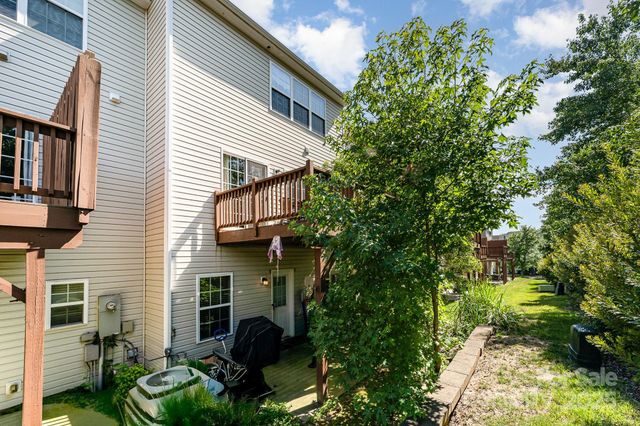 14139 Winford Lane, Charlotte, NC 28262