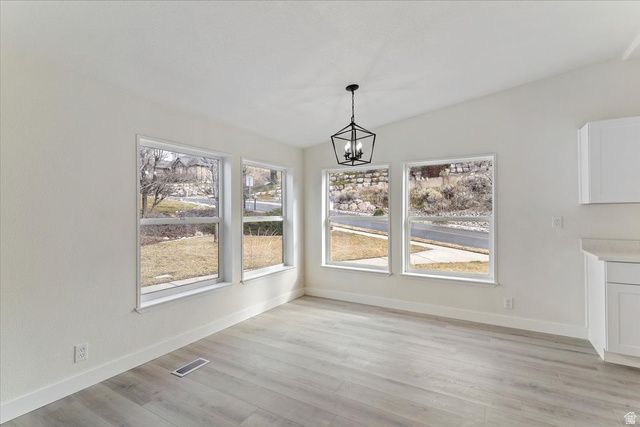 371 E CYNTHIA WAY, North Salt Lake, UT 84054