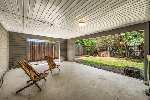 740 Reuter Dr, West Sacramento, CA 95605