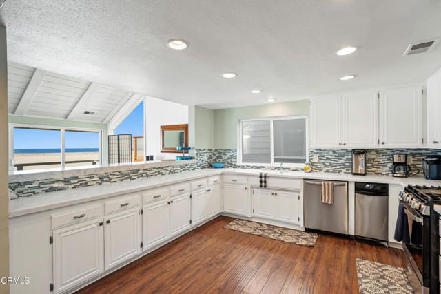 3371 Ocean Drive, Oxnard, CA 93035