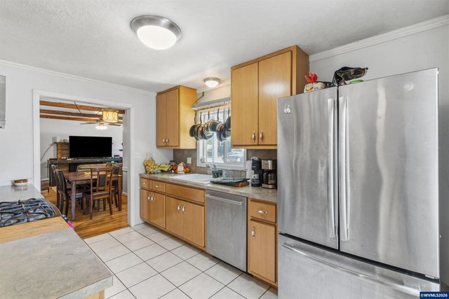 837 NW 10th St, Corvallis, OR 97330