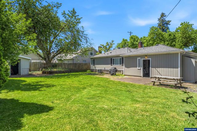 837 NW 10th St, Corvallis, OR 97330