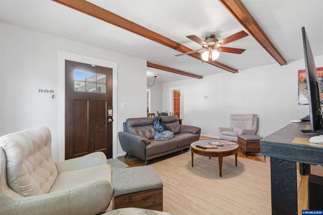 837 NW 10th St, Corvallis, OR 97330