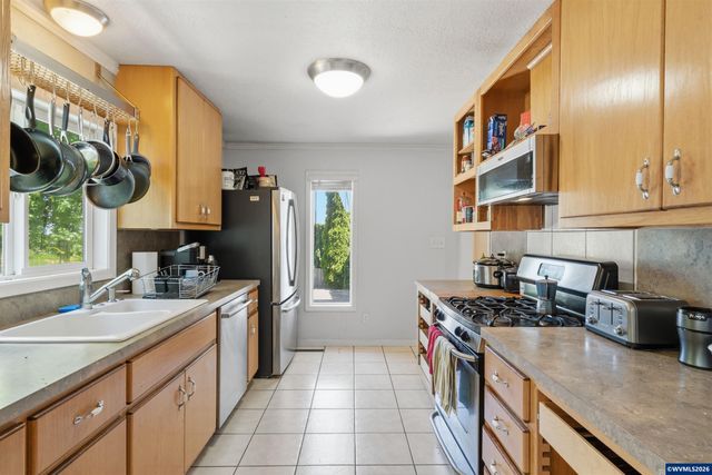 837 NW 10th St, Corvallis, OR 97330