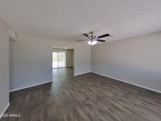 7475 W BERYL Avenue, Peoria, AZ 85345