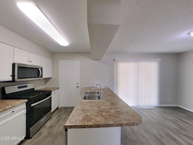 7475 W BERYL Avenue, Peoria, AZ 85345