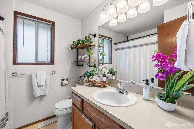 23809 137th Avenue SE, Kent, WA 98042