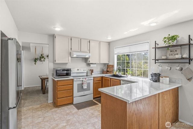 23809 137th Avenue SE, Kent, WA 98042
