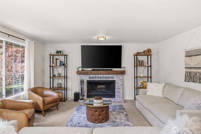 23809 137th Avenue SE, Kent, WA 98042