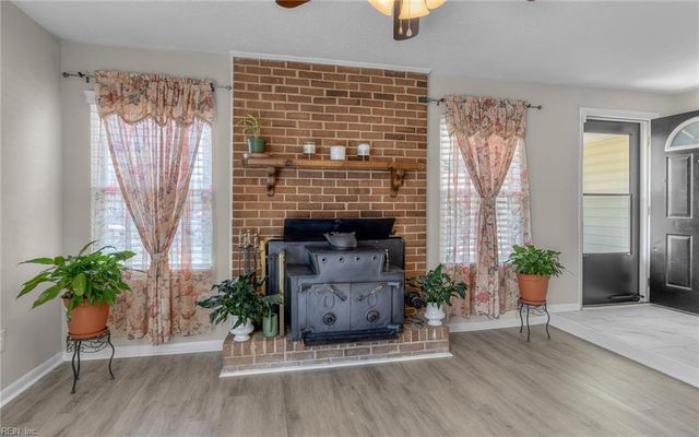 3533 Daffodil CRES, Virginia Beach, VA 23453