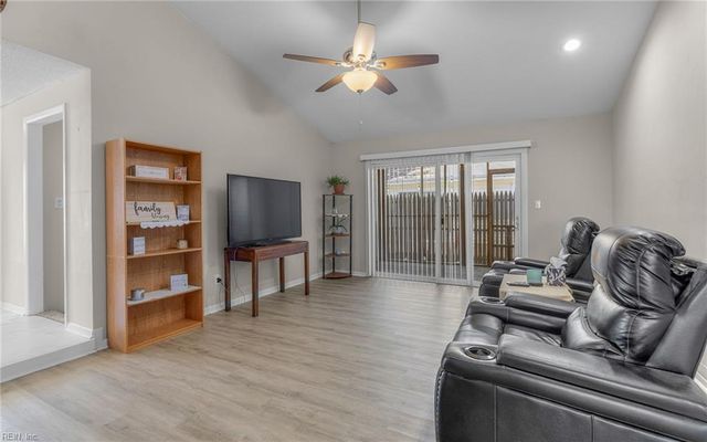 3533 Daffodil CRES, Virginia Beach, VA 23453