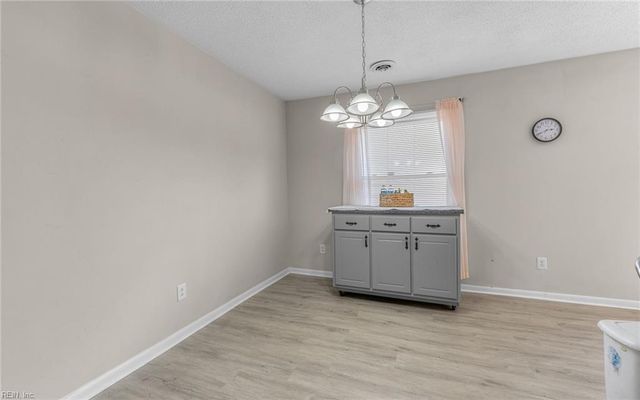 3533 Daffodil CRES, Virginia Beach, VA 23453