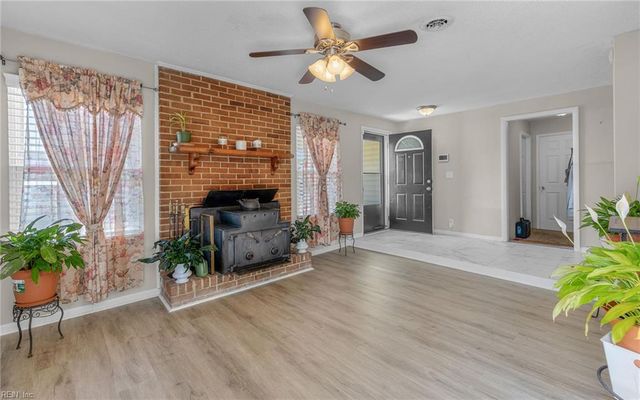3533 Daffodil CRES, Virginia Beach, VA 23453