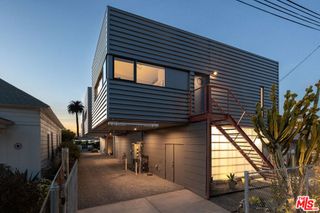 161 N Garden Street, Ventura, CA 93001