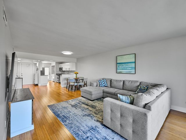 3001 S Palm Aire Drive 107, Pompano Beach, FL 33069