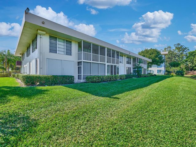 3001 S Palm Aire Drive 107, Pompano Beach, FL 33069