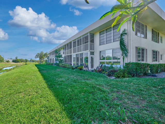 3001 S Palm Aire Drive 107, Pompano Beach, FL 33069