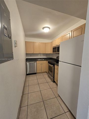 405 S Pine Island Rd 401D, Plantation, FL 33324