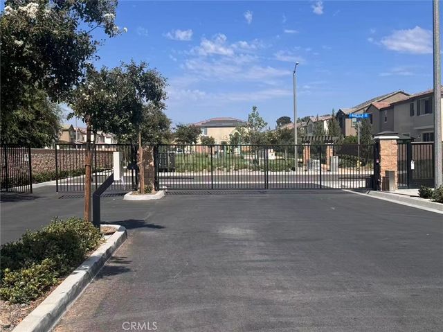 366 Rosa, Rialto, CA 92376