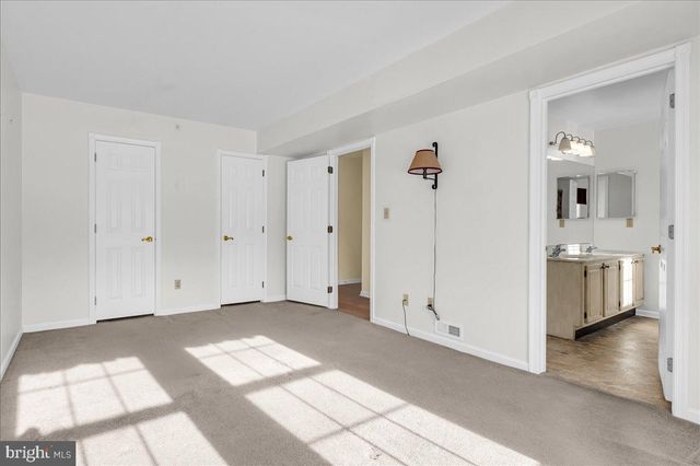 65 STANDIFORD CT, Wilmington, DE 19804