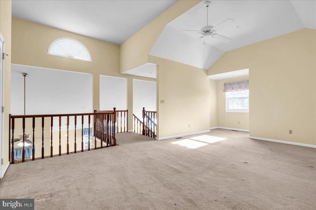 65 STANDIFORD CT, Wilmington, DE 19804