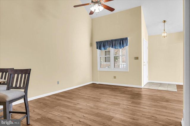 65 STANDIFORD CT, Wilmington, DE 19804