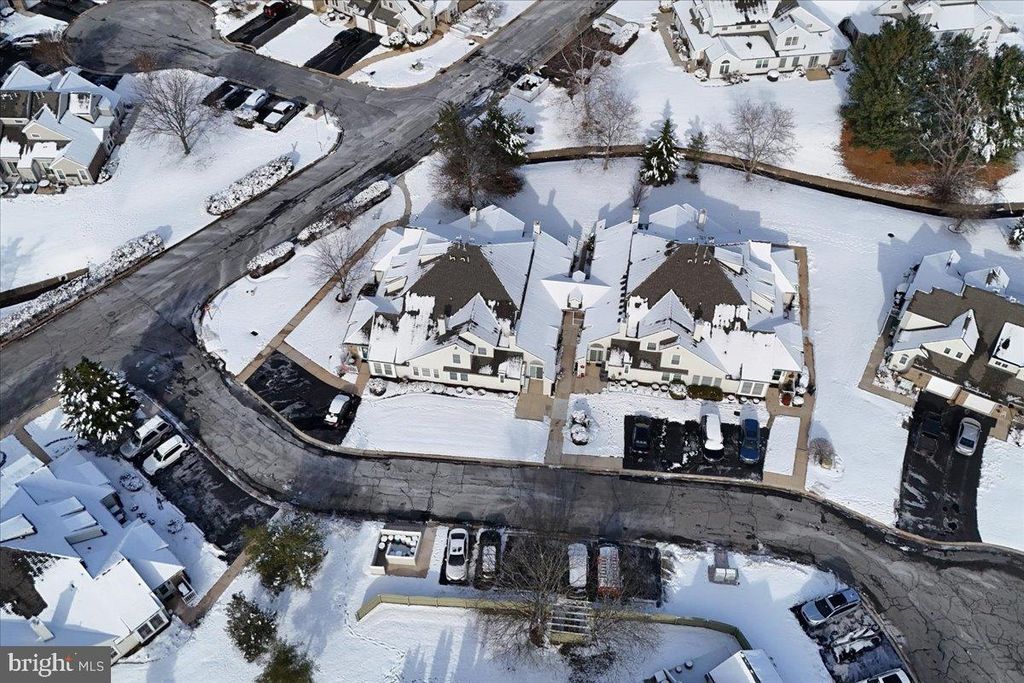 Image 29 of property listing at 65 STANDIFORD CT, Wilmington, DE 19804