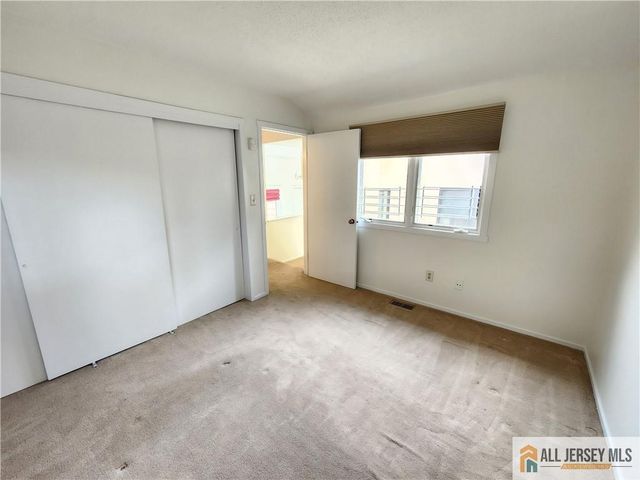 254 Sayre Drive, Plainsboro, NJ 08540